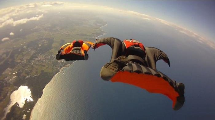 wingsuit-flying