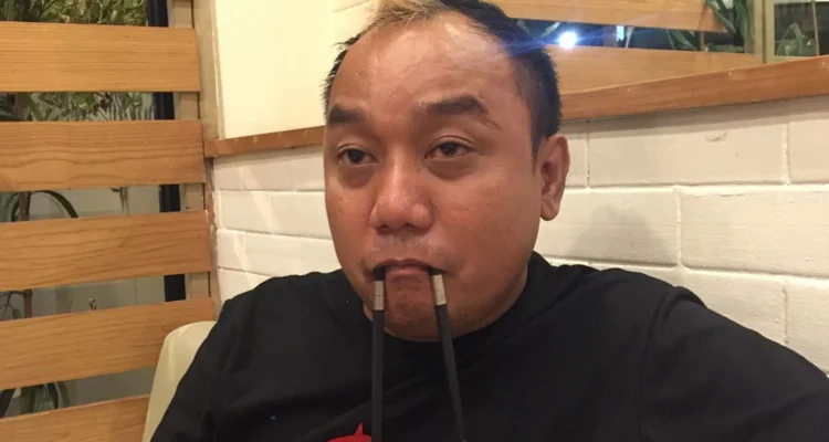 azis gagap