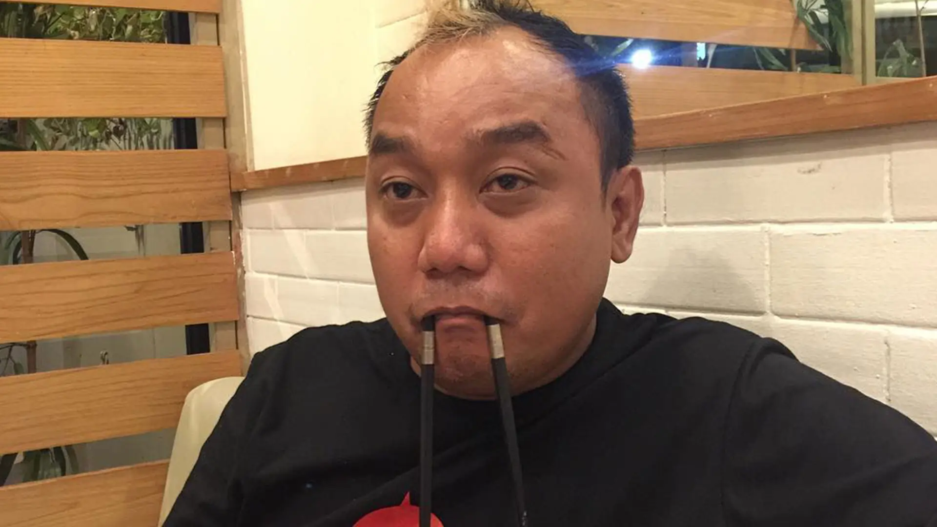 azis gagap